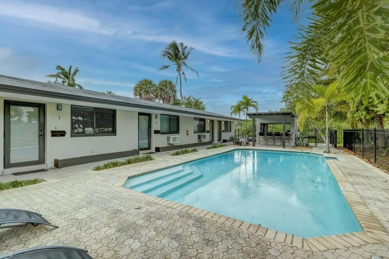Waterfront Apartment Private Patio Pool Fort Lauderdale Luaran gambar
