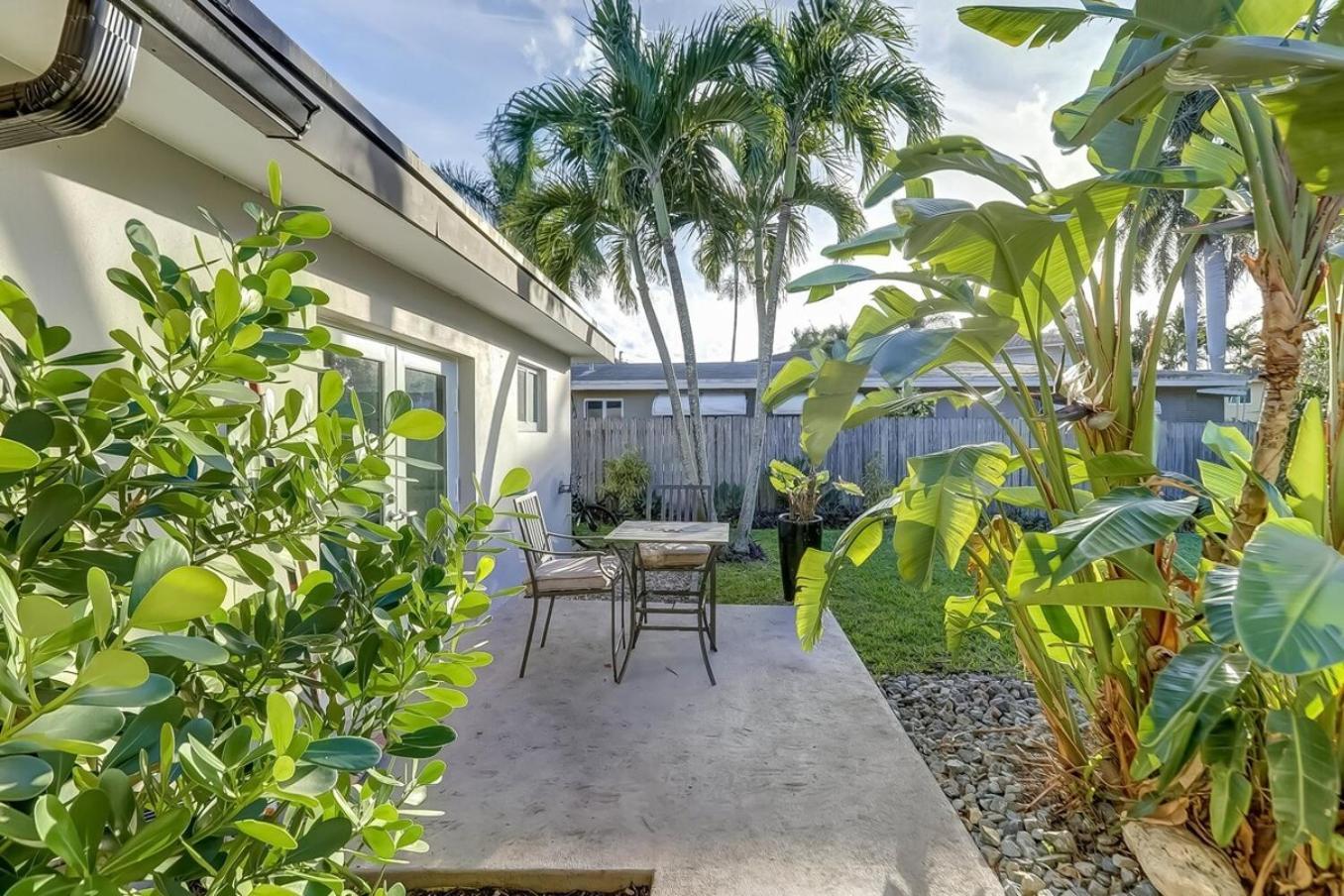 Waterfront Apartment Private Patio Pool Fort Lauderdale Luaran gambar