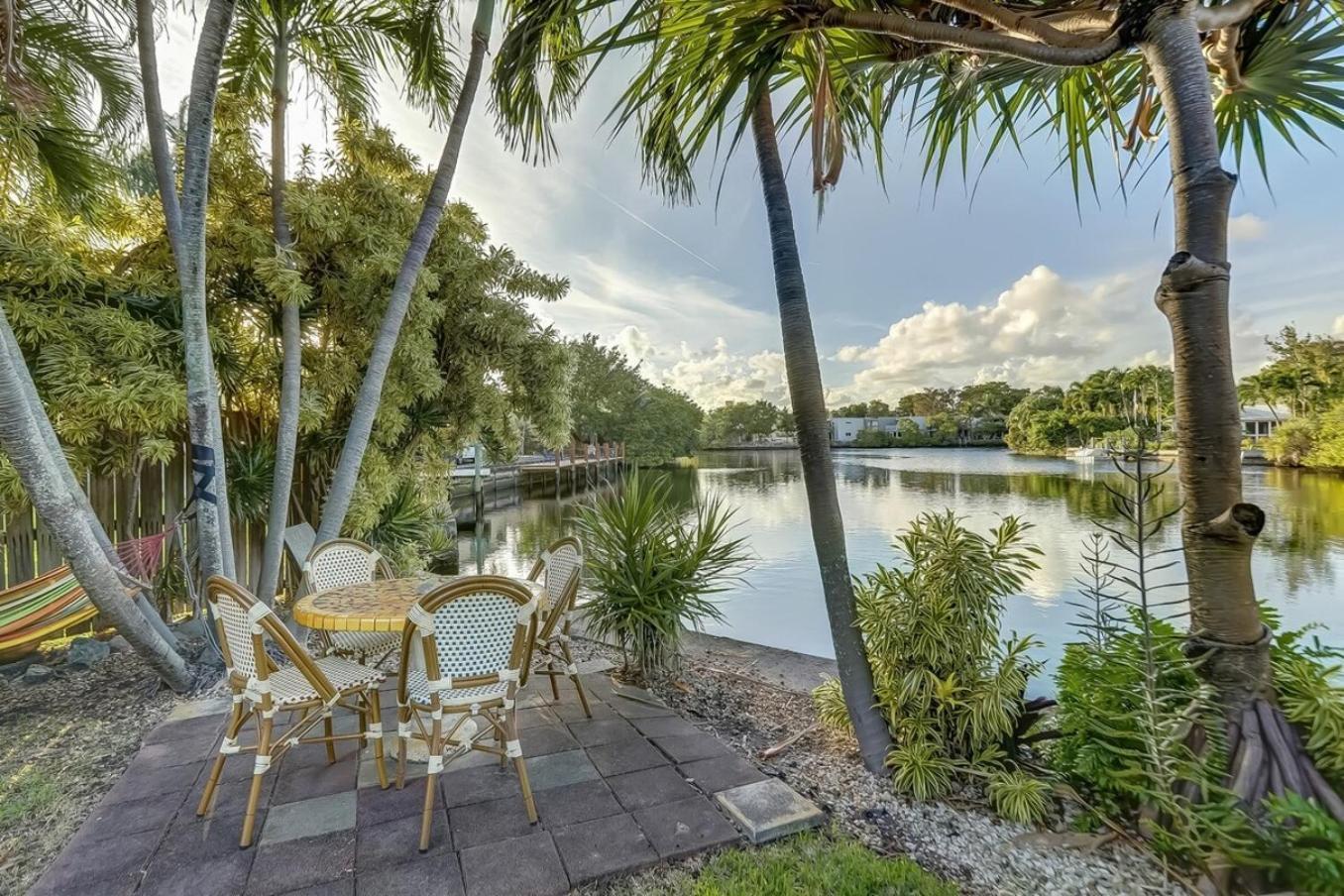 Waterfront Apartment Private Patio Pool Fort Lauderdale Luaran gambar